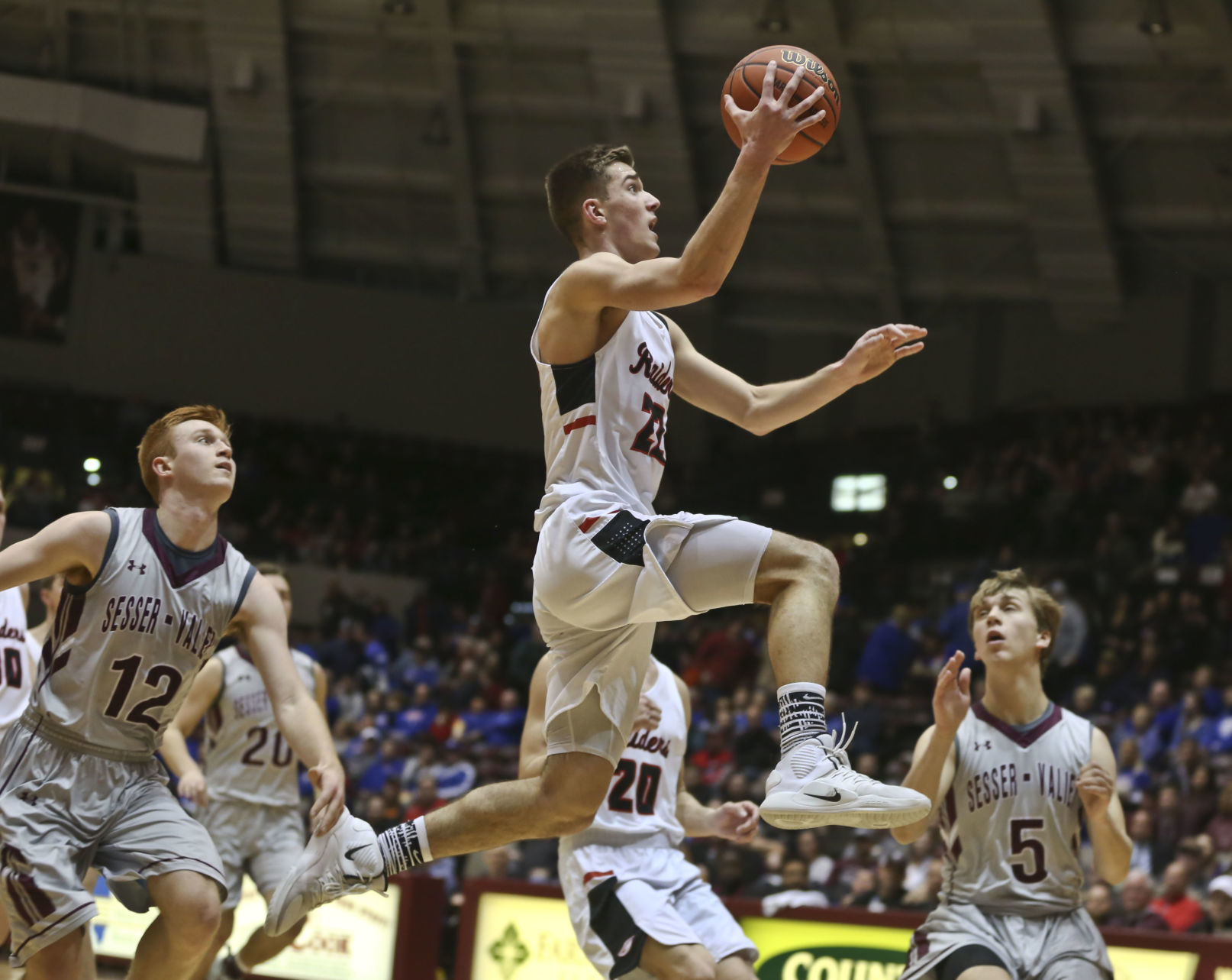 CAM Sesser Valier 41 3.05.19.JPG
